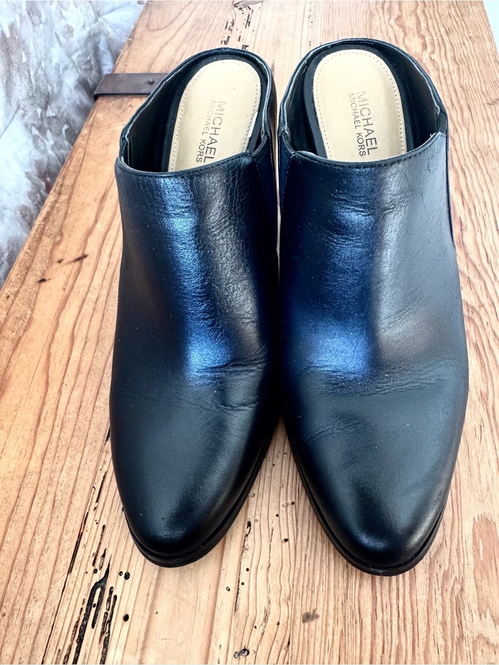 MICHAEL Michael Kors Black Leather Slip-On Mule size 8